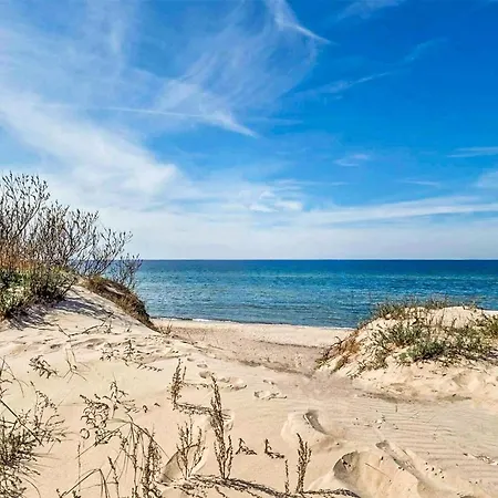 1 Bedroom Lovely In ミエルノ