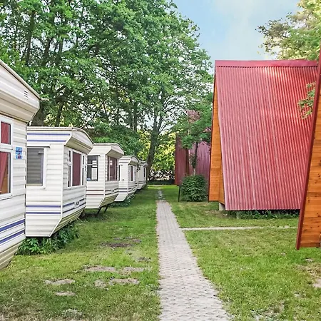 1 Bedroom Lovely In Mielno